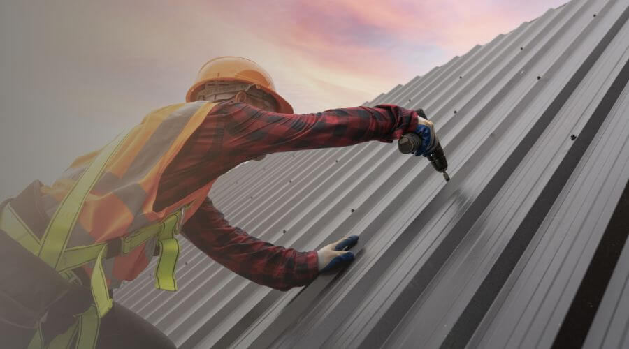 Expert new roof installation services in La Fayette, IL